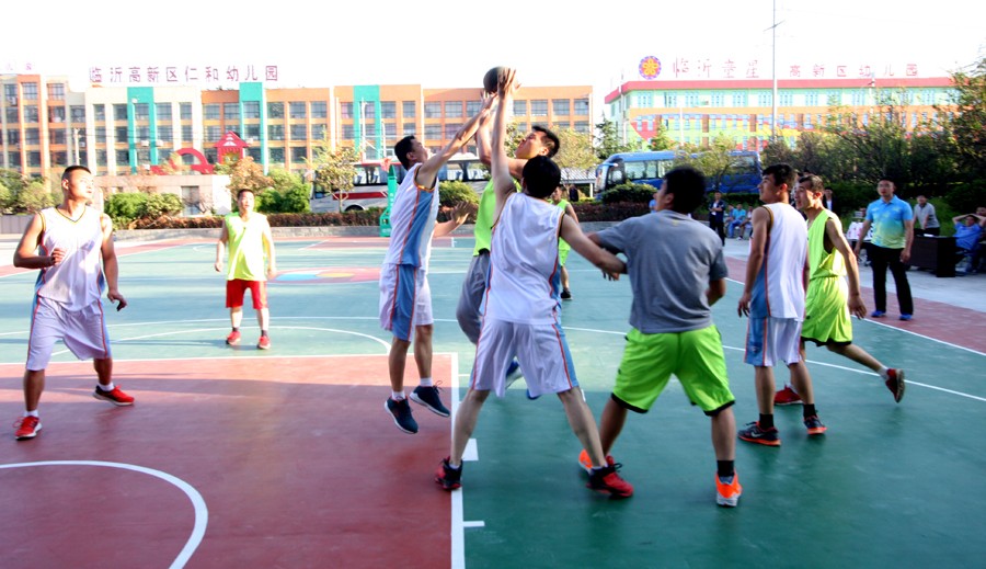 新華集團(tuán)2016年春季籃球賽圓滿結(jié)束 第 3 張 新華集團(tuán)2016年春季籃球賽圓滿結(jié)束 第 3 張