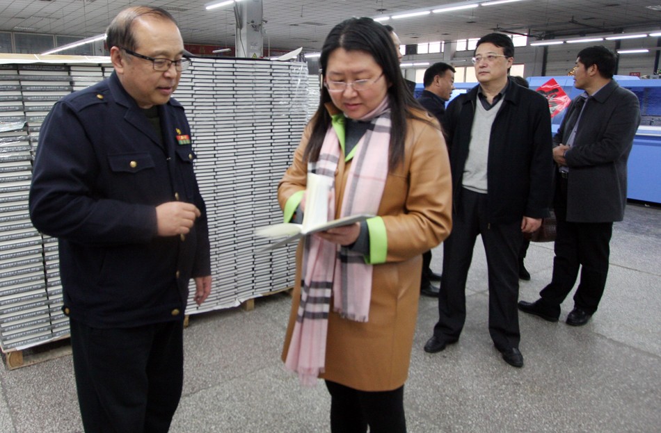 省新聞出版廣電局領(lǐng)導(dǎo)來(lái)集團(tuán)進(jìn)行 國(guó)家印刷示范企業(yè)年度考核工作 省新聞出版廣電局領(lǐng)導(dǎo)來(lái)集團(tuán)進(jìn)行 國(guó)家印刷示范企業(yè)年度考核工作