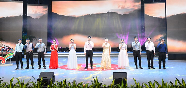 臨沂新華慶祝改革開放40周年文藝匯演暨2018年授牌典禮隆重舉行 第 13 張