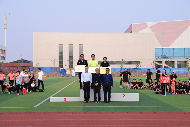 “團(tuán)結(jié)拼搏，打造百年新華” 臨沂新華二〇一八年春季田徑運(yùn)動(dòng)會(huì)隆重舉行 第 22 張