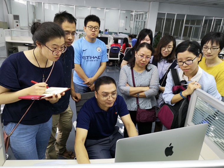 中國中醫(yī)藥出版社派員到集團進行交流學習 第 3 張