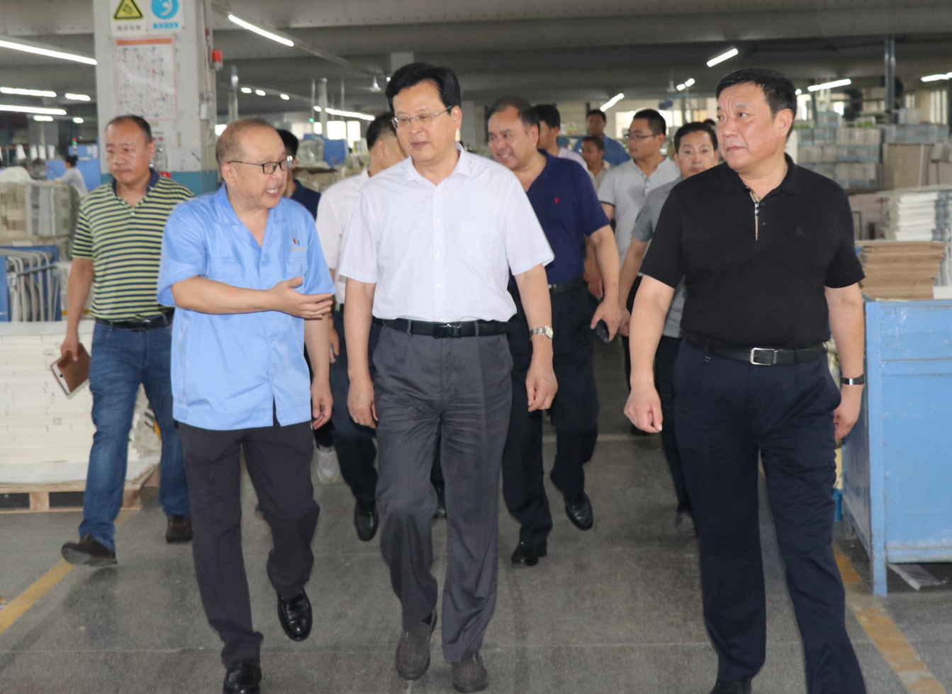 市政協(xié)主席、黨組書(shū)記徐濤蒞臨新華集團(tuán)視察調(diào)研工作 第 2 張